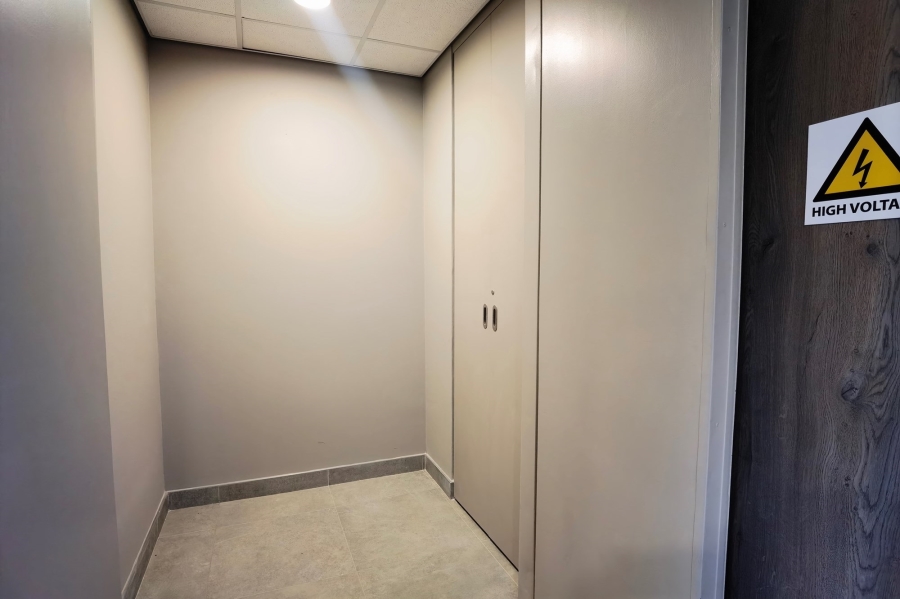 To Let commercial Property for Rent in Rondebosch Western Cape